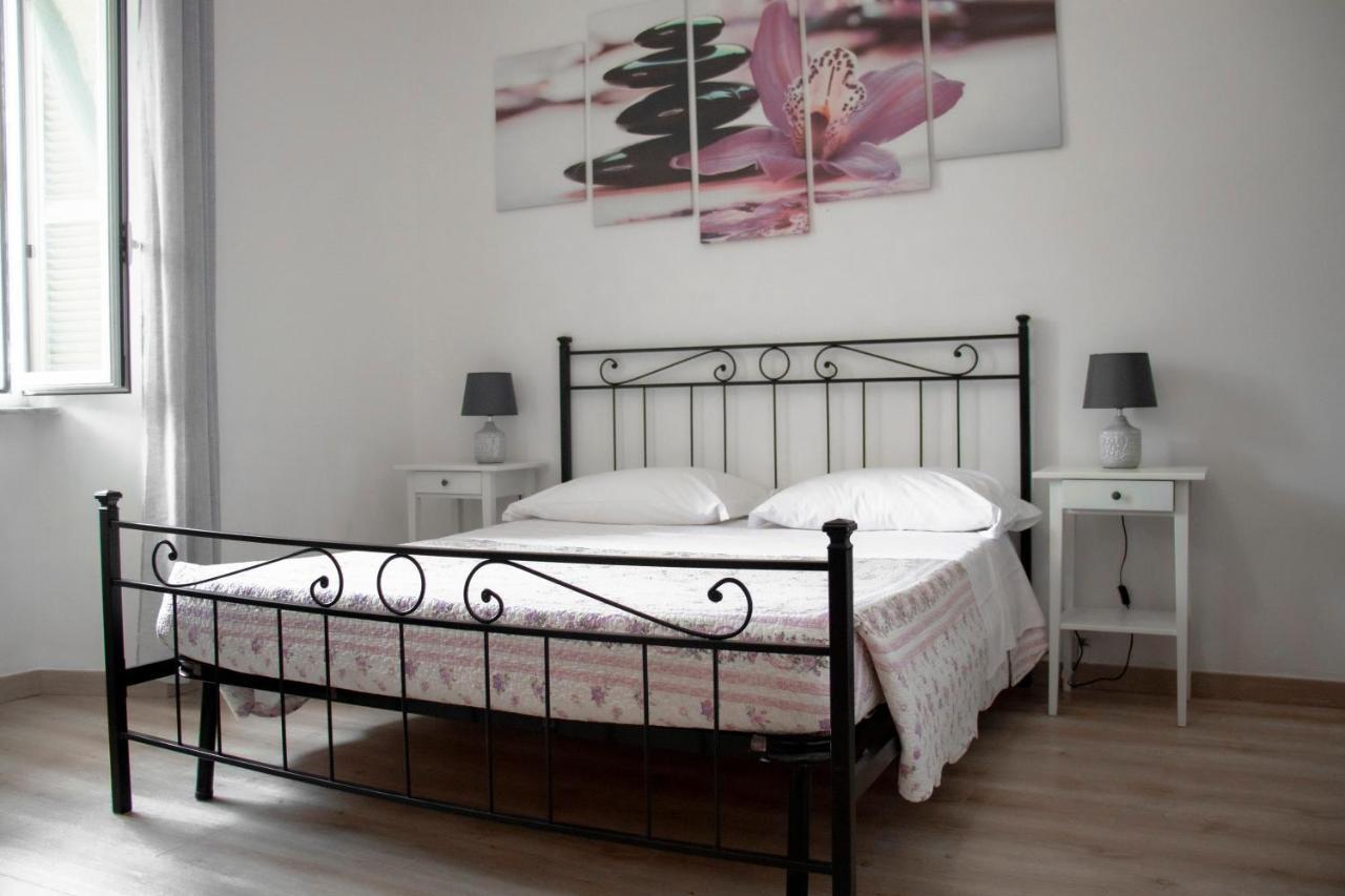 B&B Villa Susanna チビタベッキア エクステリア 写真