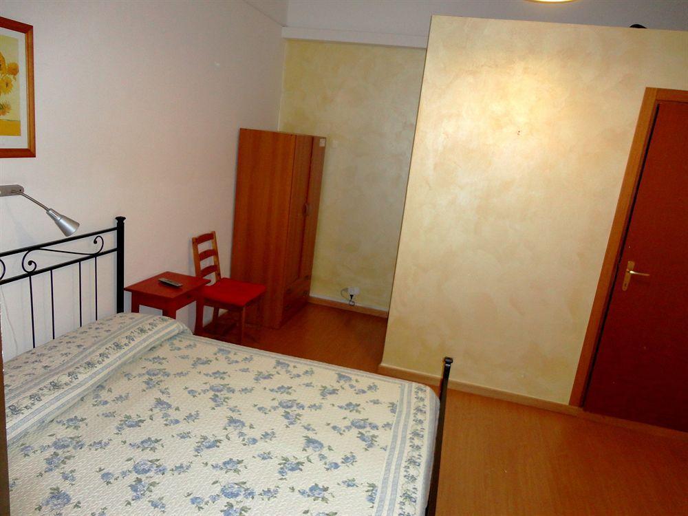 B&B Villa Susanna チビタベッキア エクステリア 写真